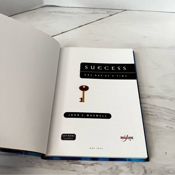 Success One Day At A Time By John C. Maxwell hard Cover Book - Picture 5 of 16
